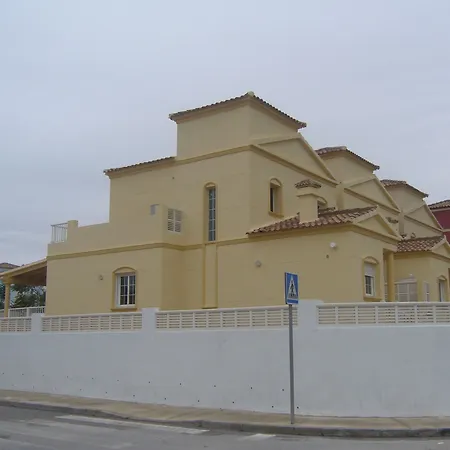 Jazmines 22 Apartment *